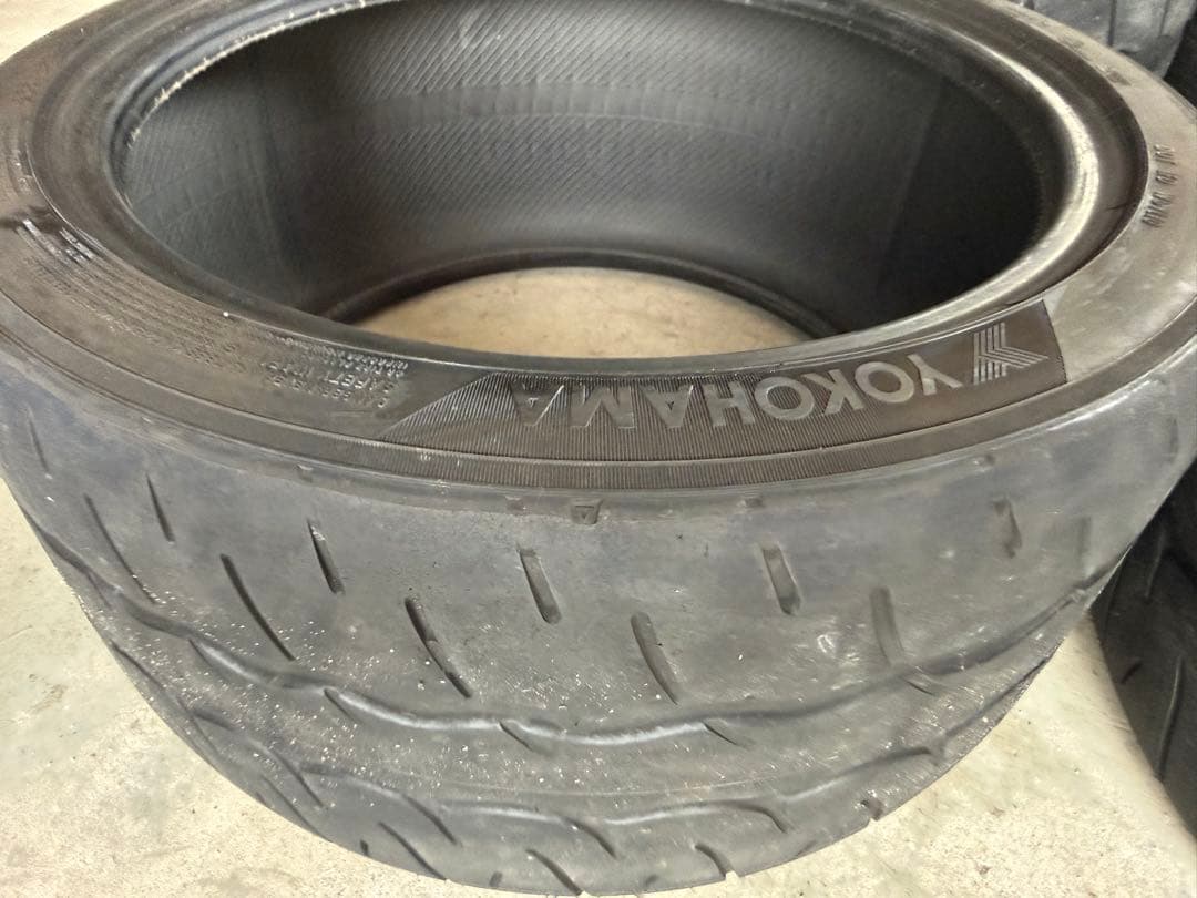 w*n様 ADVAN AD09 265/35R18 4本セット 24年35週