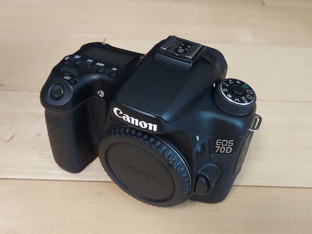 デジタルカメラ EOS 70D