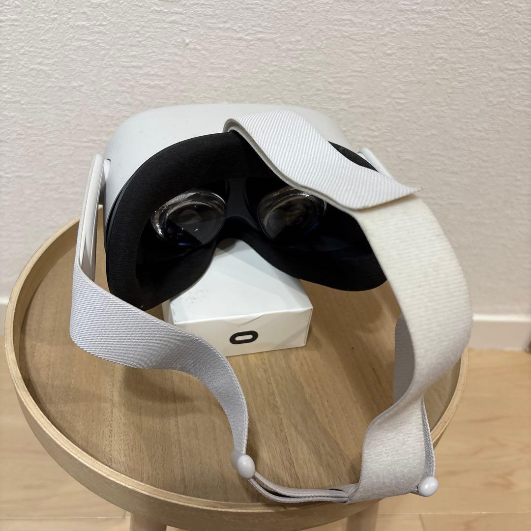  Quest 2　64GB　オキュラスクエスト2　 VR