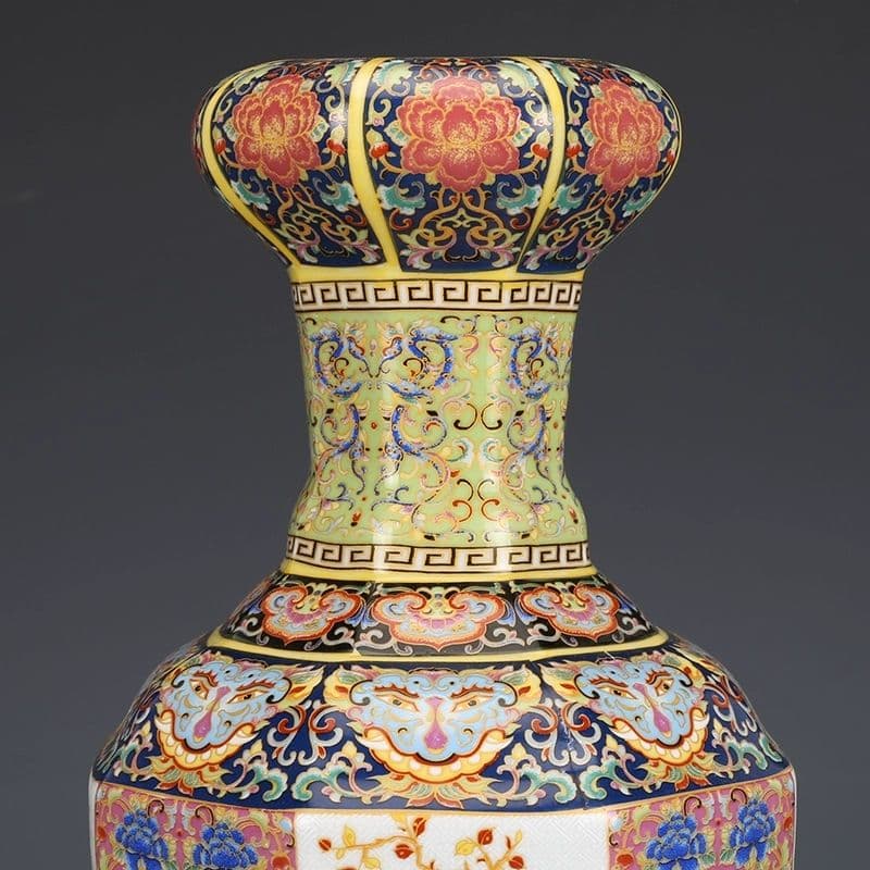 雍正琺瑯彩蒜頭瓶 景徳鎮 陶磁器 装飾品 現代工芸品 美術品 置物