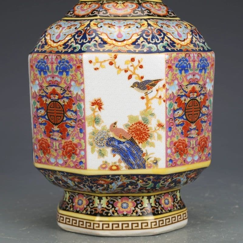 雍正琺瑯彩蒜頭瓶 景徳鎮 陶磁器 装飾品 現代工芸品 美術品 置物