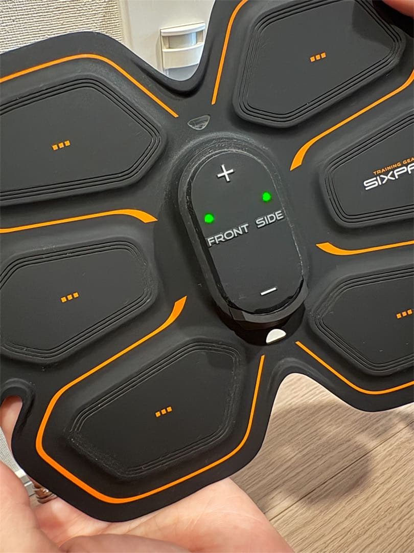 SIXPAD ABS BELT SML サイズ　ジェルシート3つ付き