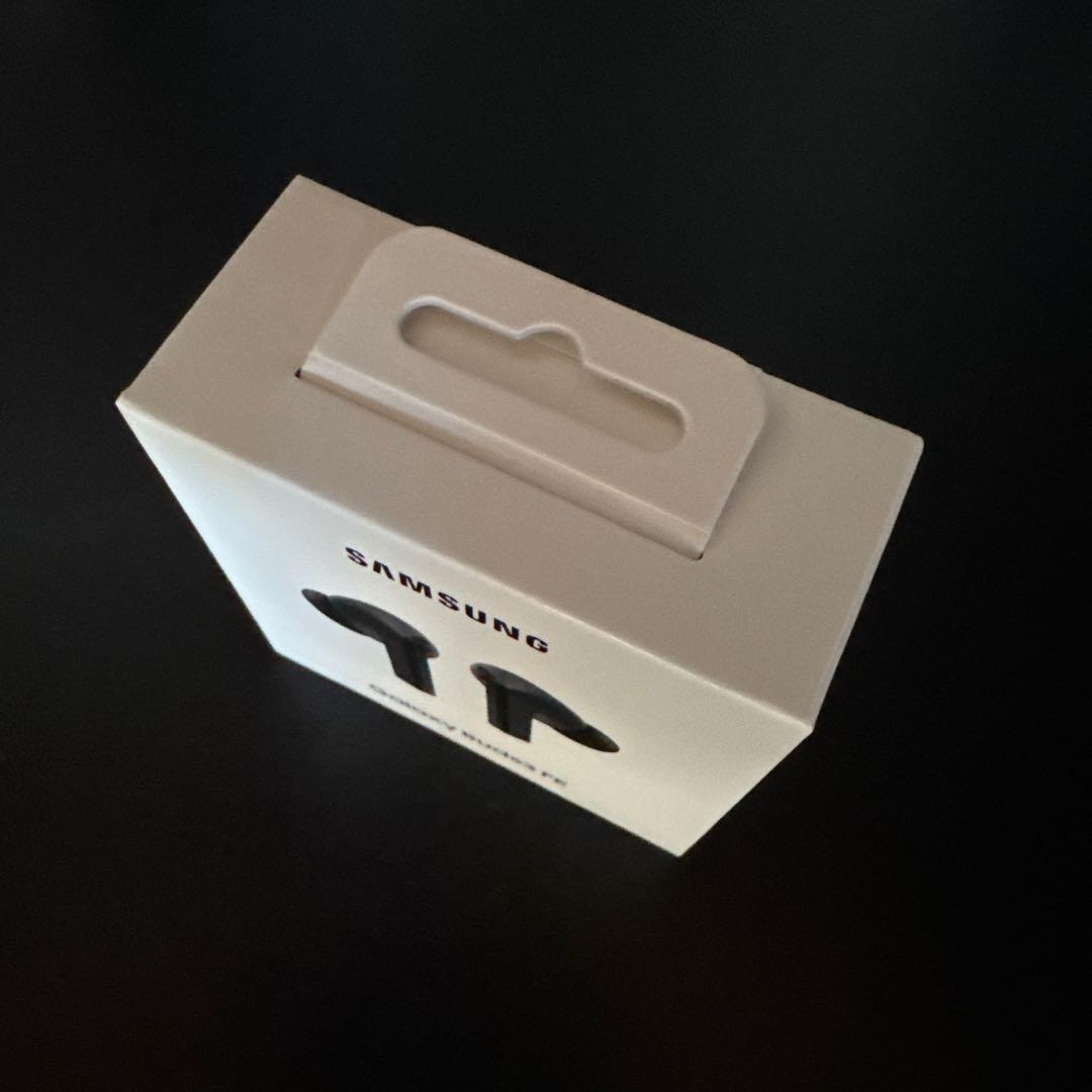 【SAMSUNG】新品Samsung Galaxy Buds3 FE ブラック