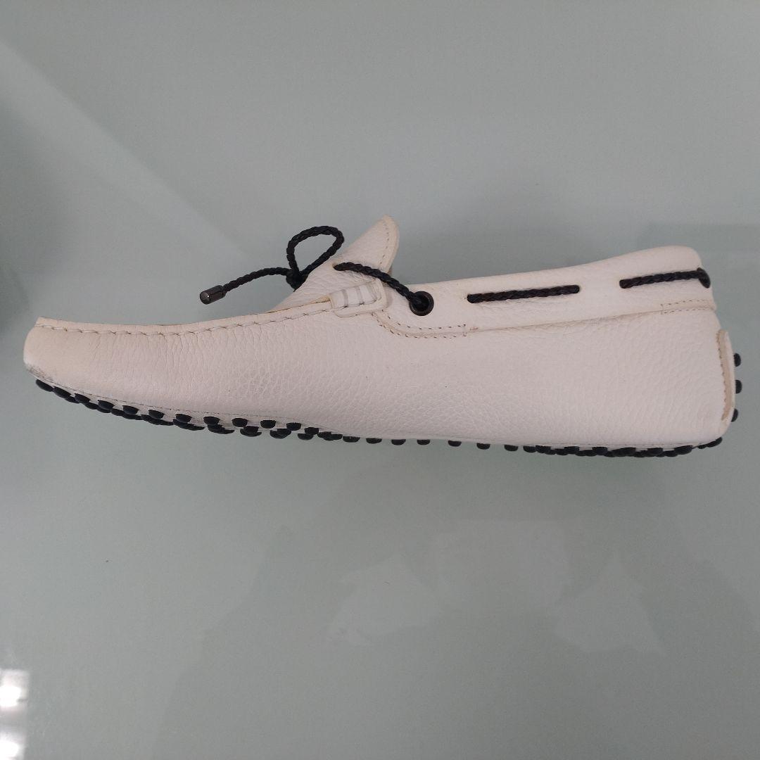 TOD'S ホワイト モカシン 6½(25.5cm)
