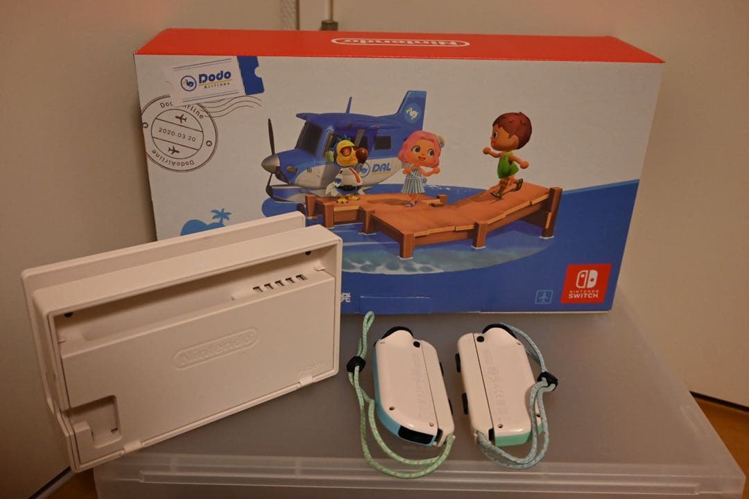 【欠品なし】Nintendo Switch あつまれどうぶつの森仕様　ソフトあり