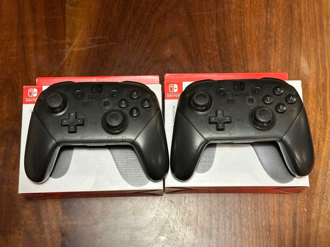 Nintendo Switch 本体 + Proコントローラーx2