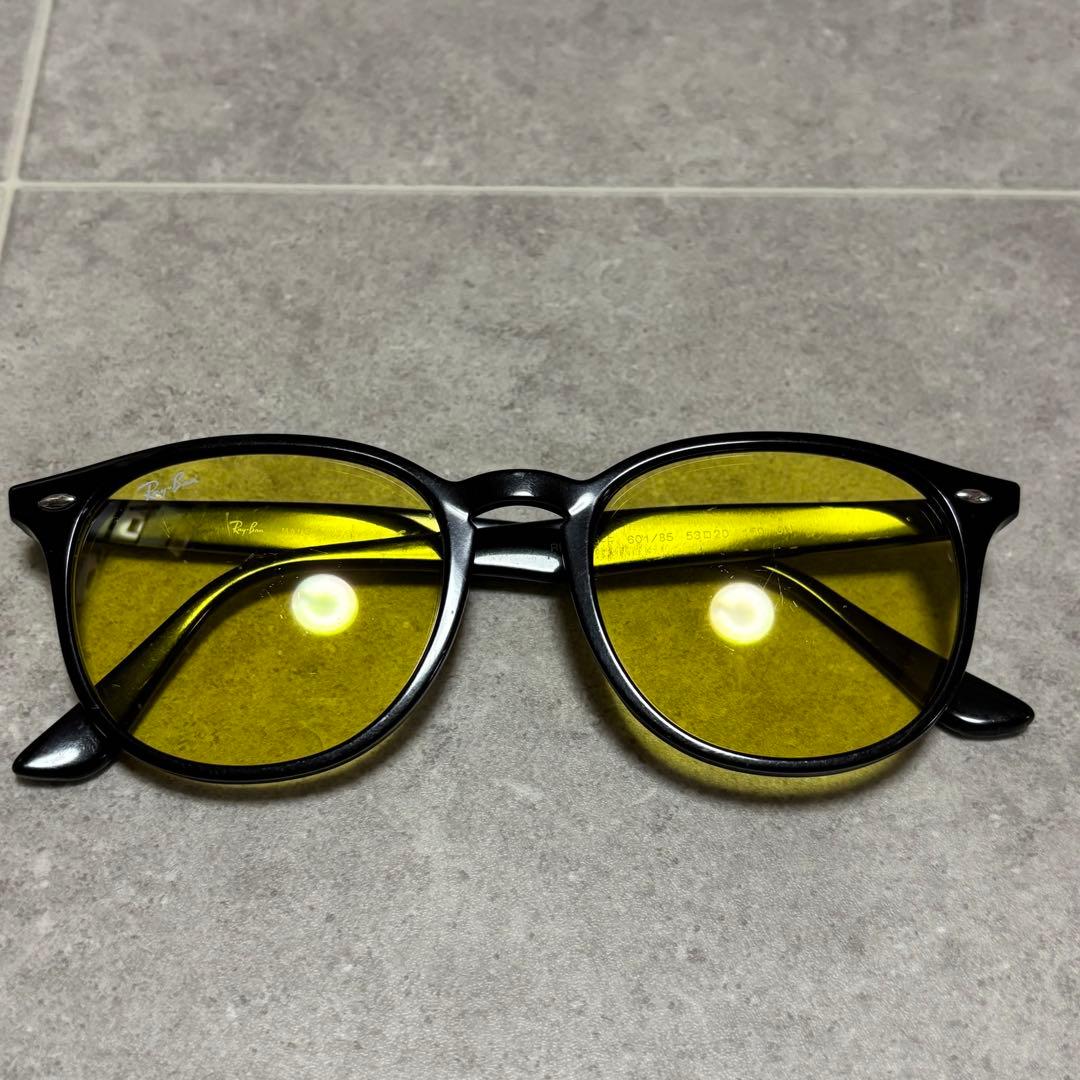RayBan RB4259-F 601/85 イエローレンズ サングラス