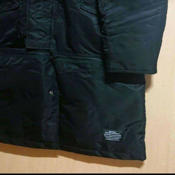 新品 GU UNDERCOVER ヒートパデッドコンバーチブルコート 黒 Ｌ