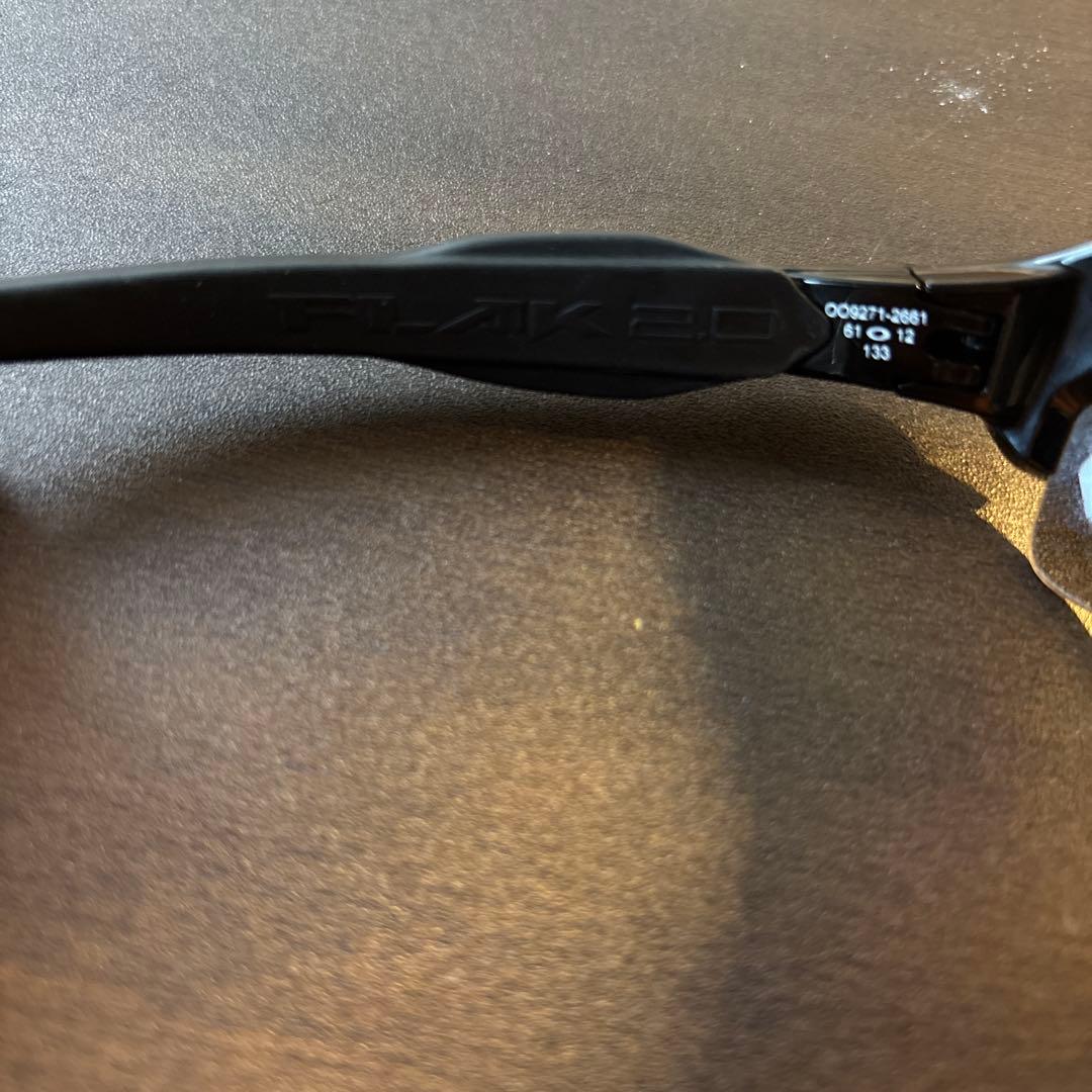 oakley スポーツサングラス偏光レンズ