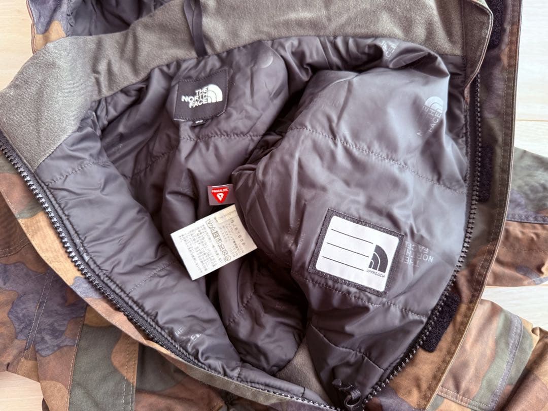 THE NORTH FACE ノースフェイス　カモフラージュ スキーウェア 90