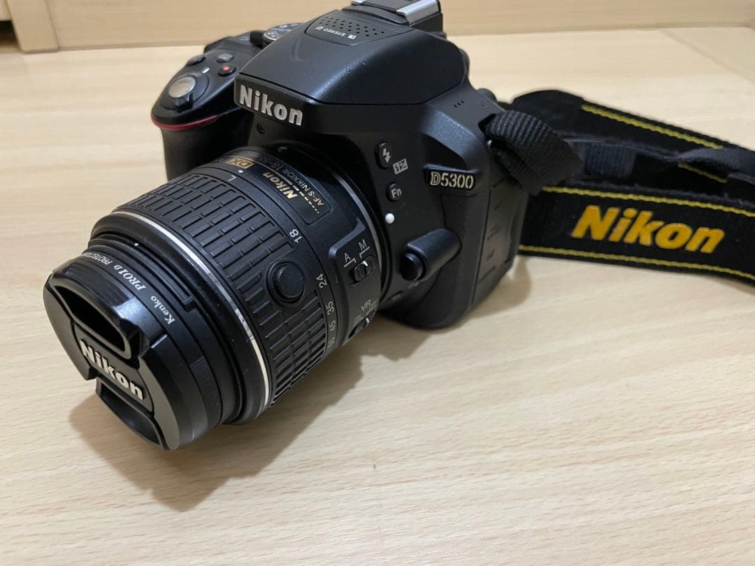 Nikon D5300 デジタル一眼レフカメラ