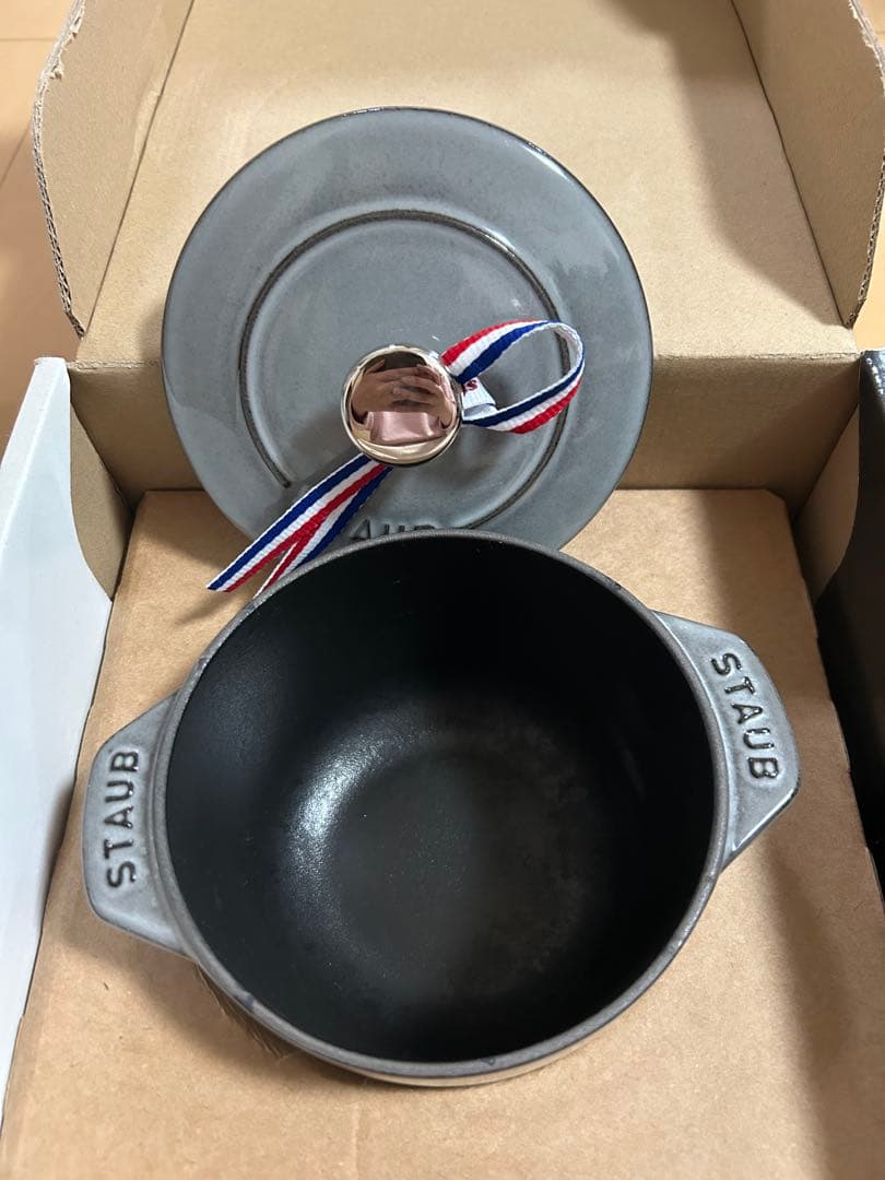 STAUB 両手鍋 グレー 12cm ラココット