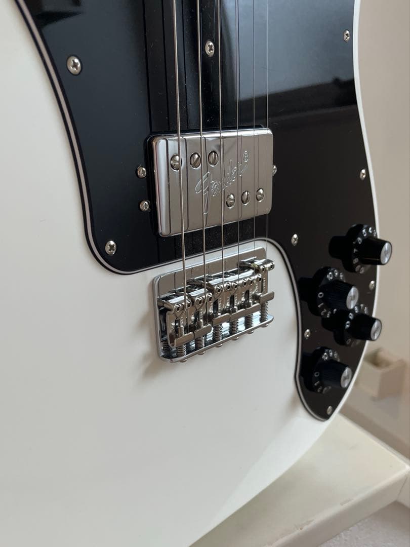 ギター Made in Japan Hybrid Telecaster Deluxe