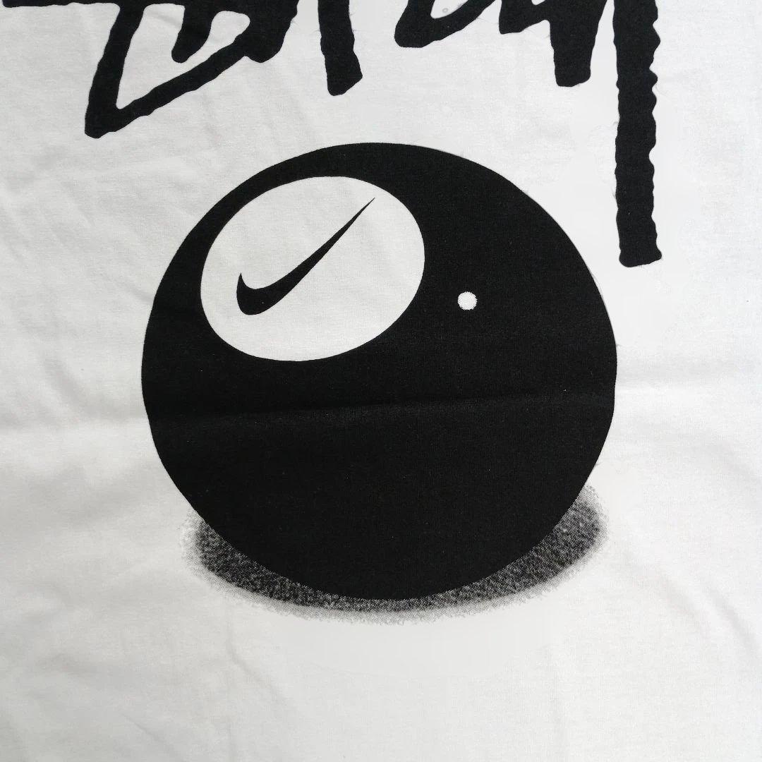 stussy×NIKEコラボTシャツ8ボールバックロゴサイズM