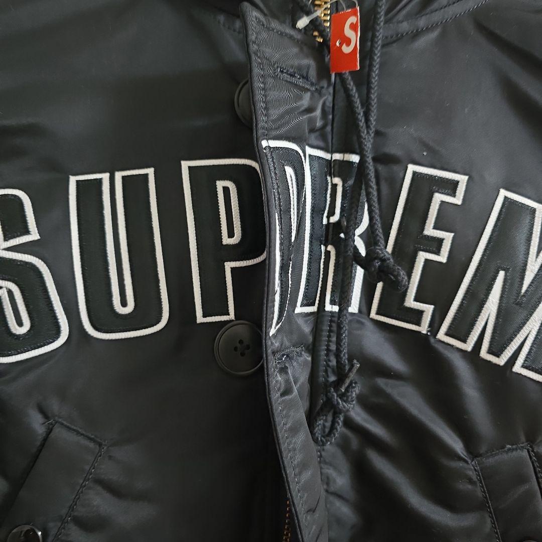 ★Supreme/ショートコート/Sサイズ/半タグ付き★