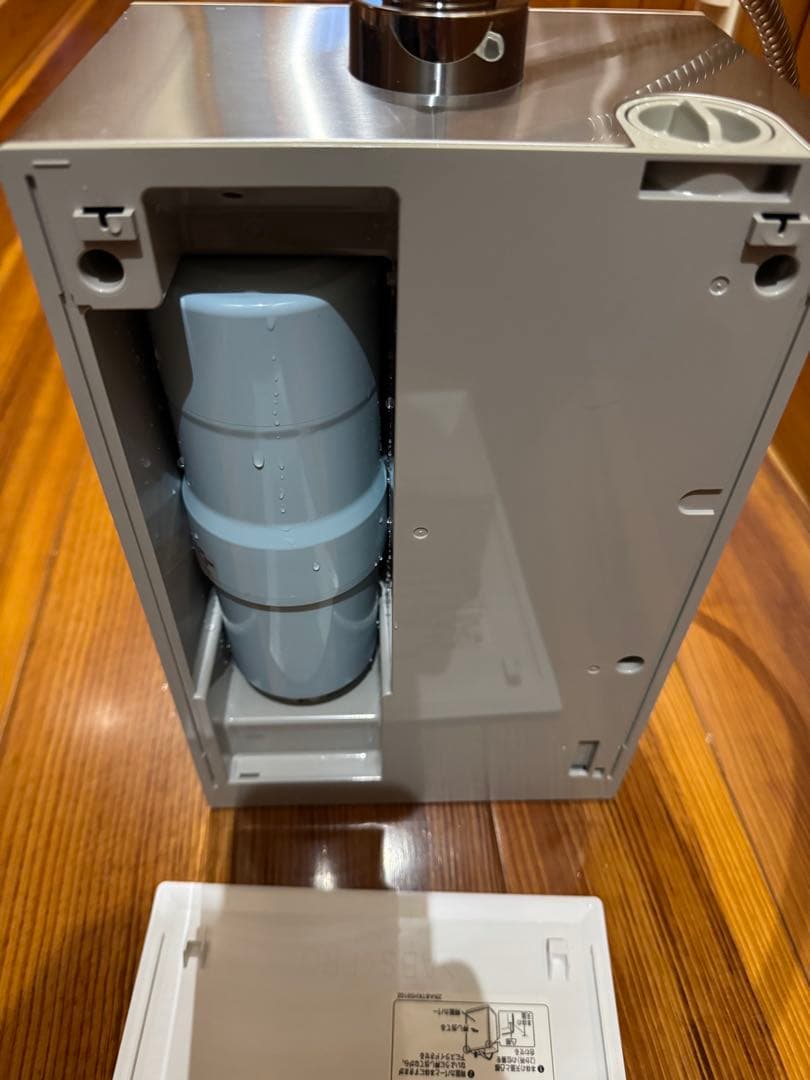 パナソニック 還元水素水生成器 TK-HS91-W 中古品です。