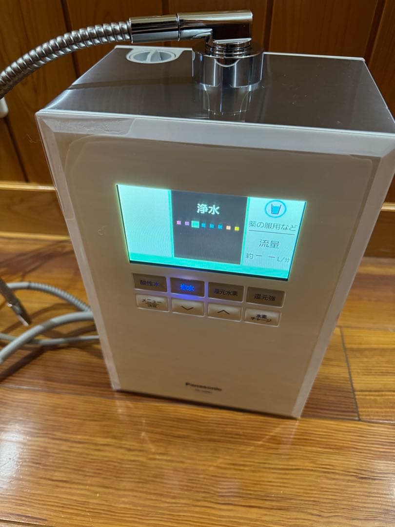 パナソニック 還元水素水生成器 TK-HS91-W 中古品です。