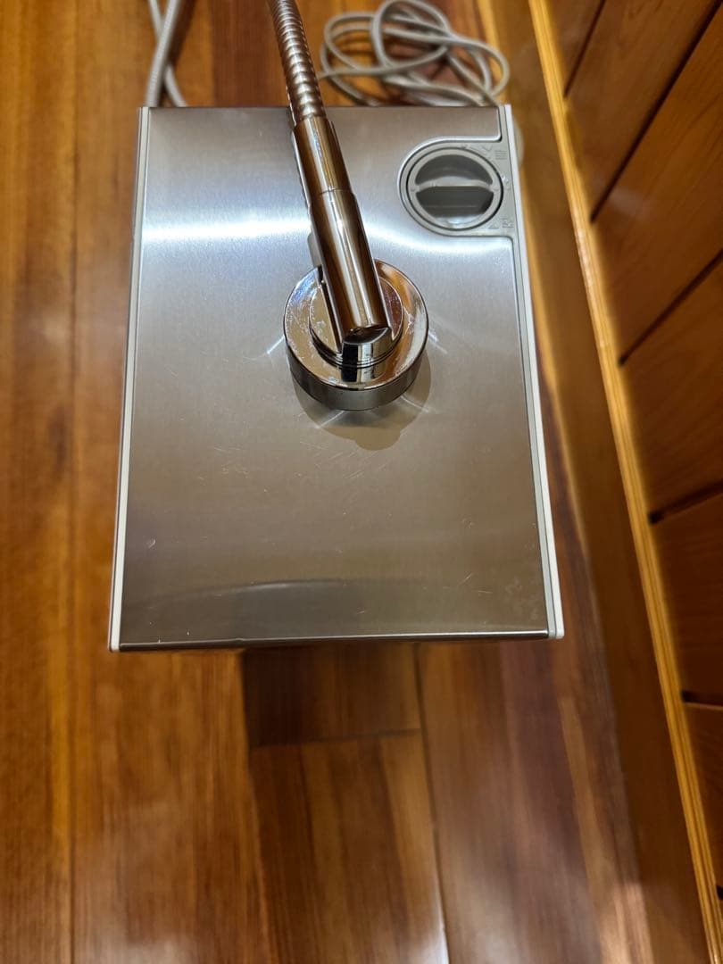 パナソニック 還元水素水生成器 TK-HS91-W 中古品です。