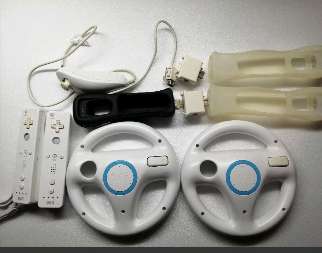 wii＆WiiU　ソフト4本　本体リモコン　モーション他セット