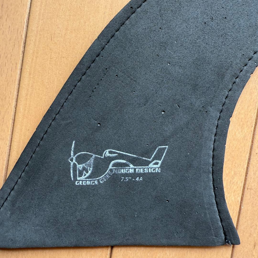 E GREENOUGH DESIGN 7.5”4Aティントブルーフィン