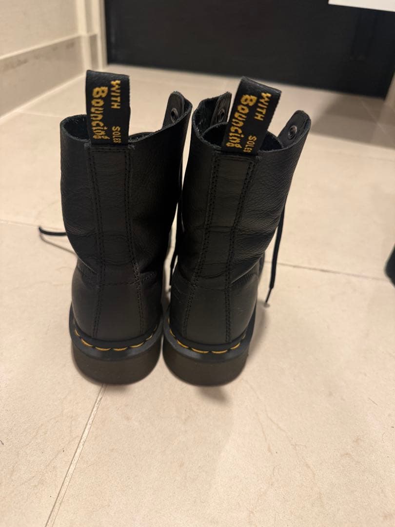 Dr.Martens / PASCAL 8ホール ブーツ