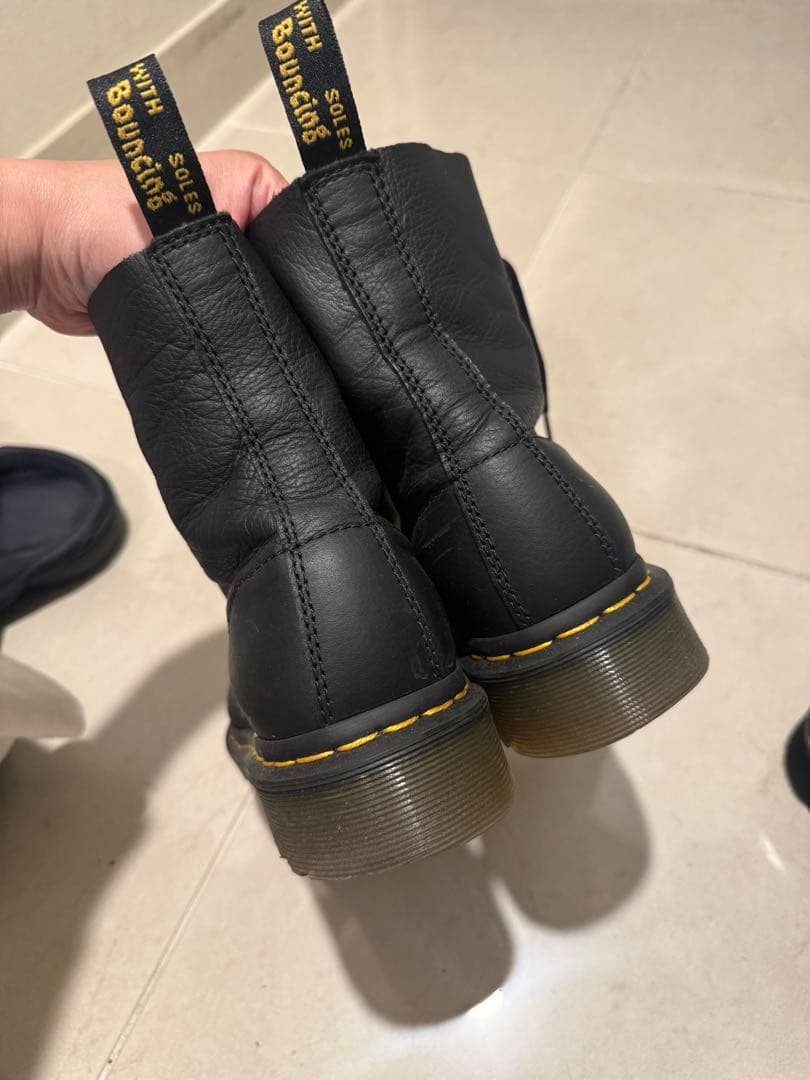 Dr.Martens / PASCAL 8ホール ブーツ