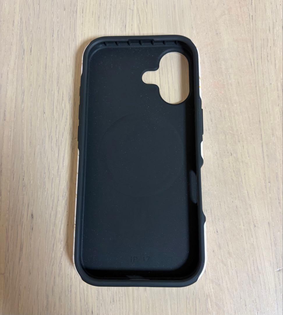 【新品】BURGA マーブルデザイン ハードケース　iPhone17 ベージュ