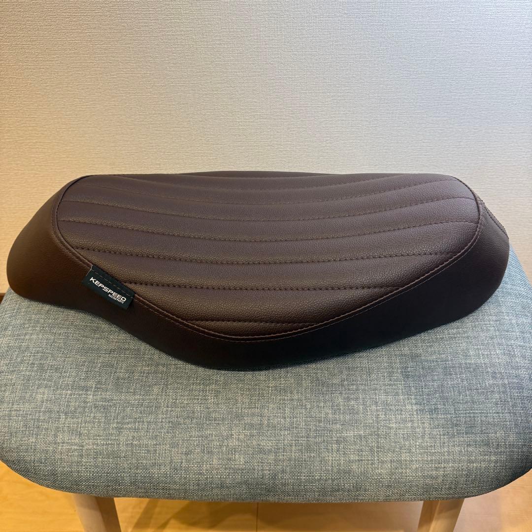 KEPSPEED製　スーパーカブ用カスタムシート　テールアップタイプ　ブラウン