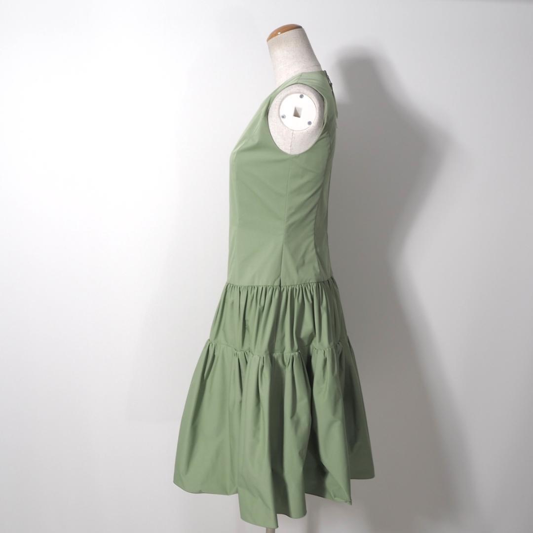 美品 フォックスー ノースリーブ フレア ワンピース グリーン 6-ZA006