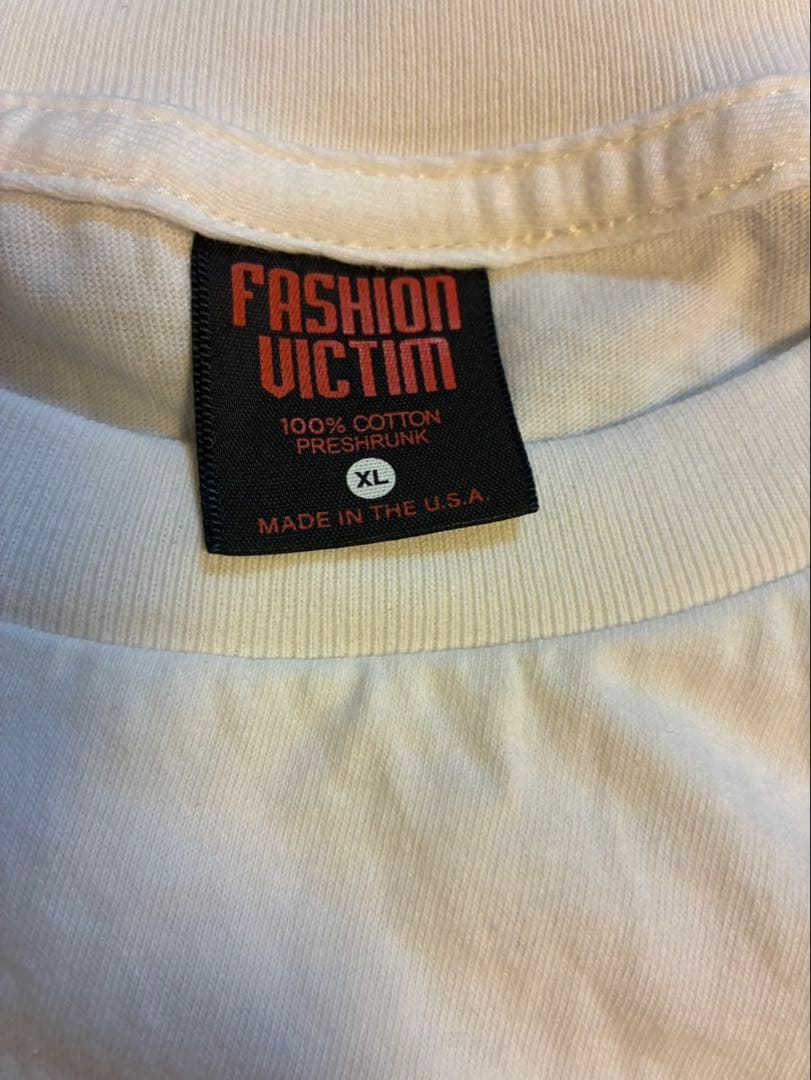 トップス AKIRA Fashion Victim t sirt size XL