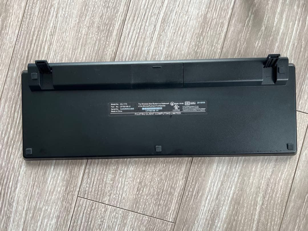 【ジャンク品】富士通 ESPRIMO FH77/C2 (HDDなし/液晶交換歴)
