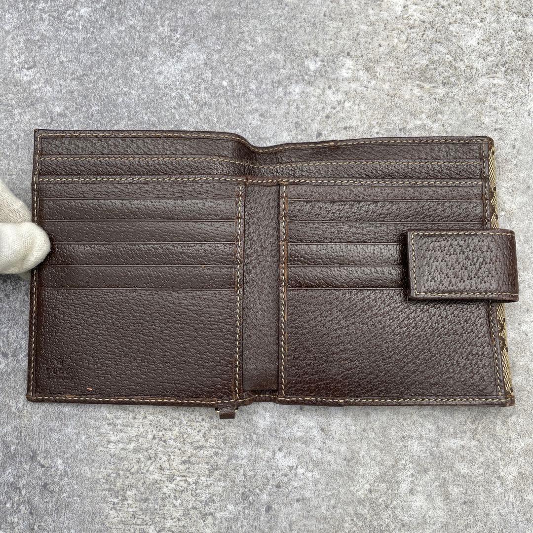 【微美品】GUCCI　グッチ　折り財布　キャンバス　GG総柄　チャーム付き