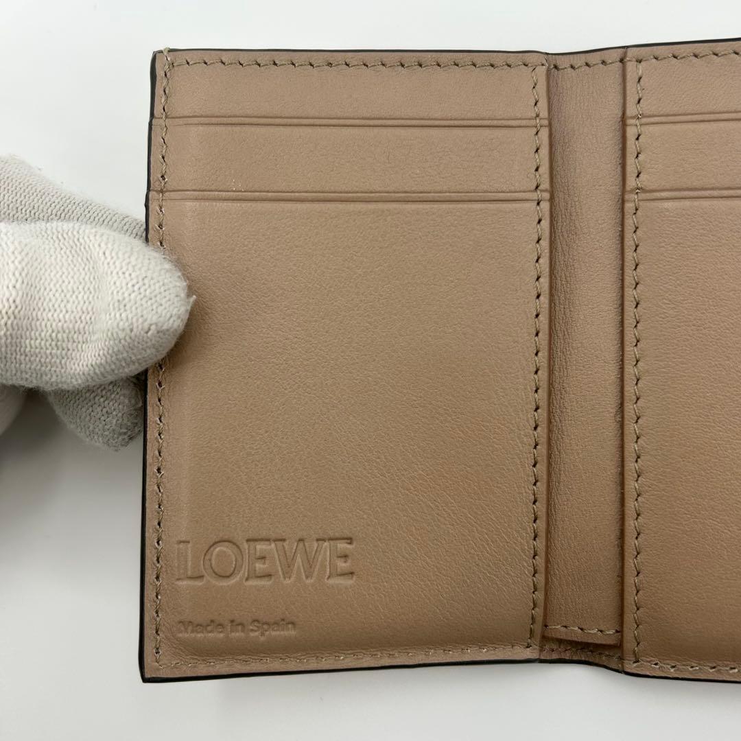 極美品✨LOEWE 折り財布 アナグラム トライフォールド レザー ベージュ