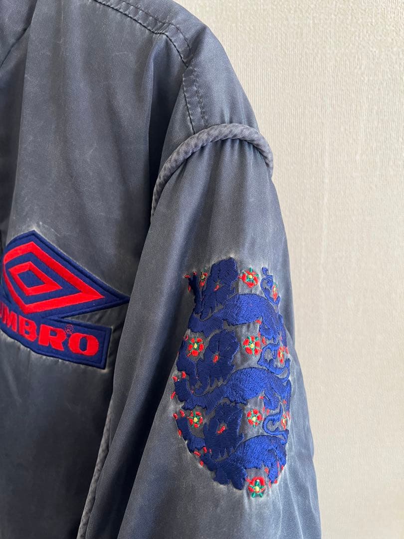 UMBRO イングランド代表　ボンバージャケット　90s 00s 刺繍