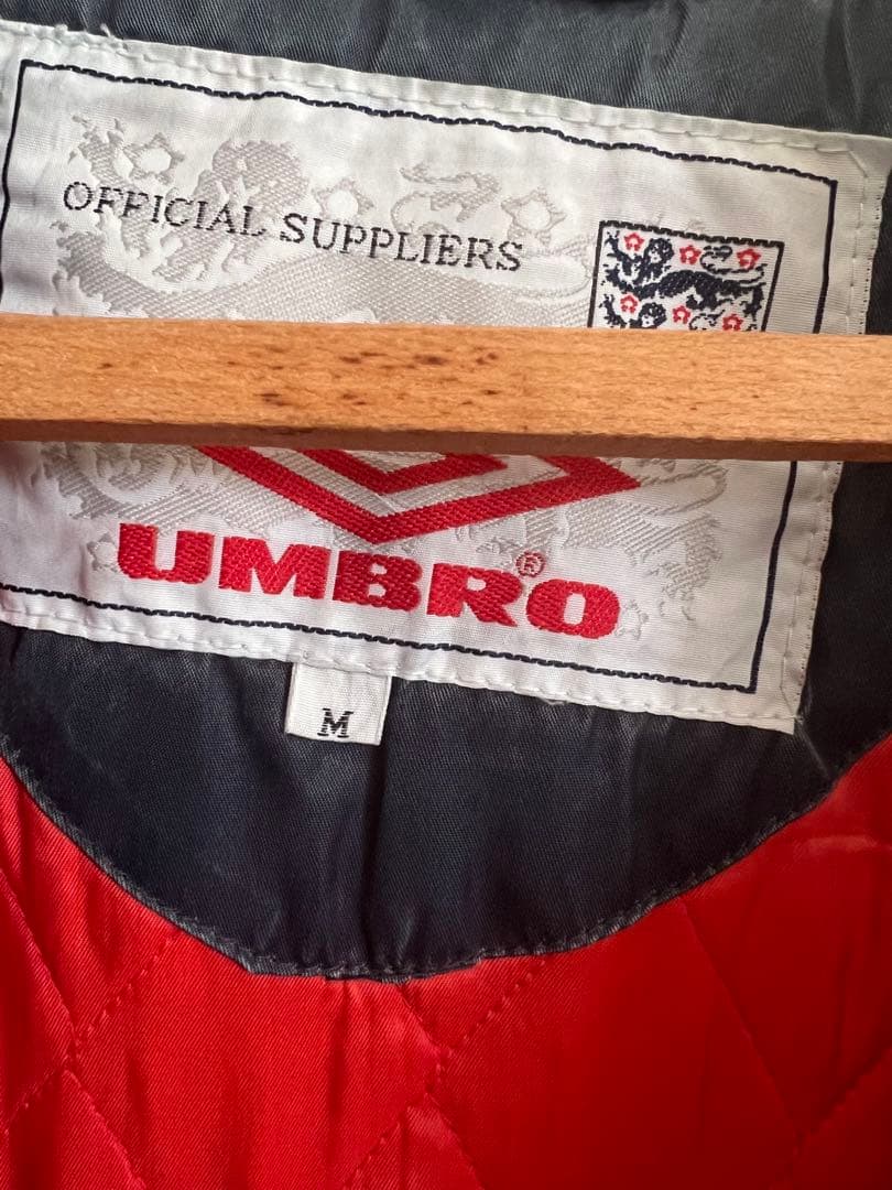 UMBRO イングランド代表　ボンバージャケット　90s 00s 刺繍