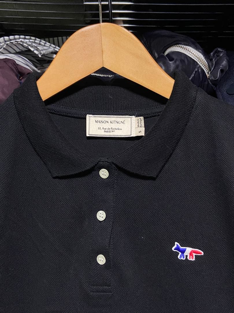 美品 MAISON KITSUNÉ ブラックポロシャツ S