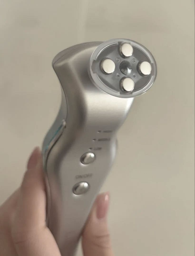 ララルーチュRF リベラータ 美顔器