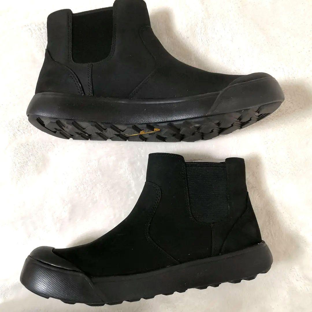 極美品 KEEN エレナ チェルシーブーツ 軽量　 防水 ブラック 22.5cm