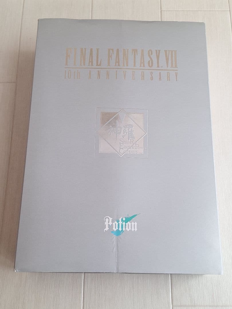FINAL FANTASY VII 10th ANNIVERSARY フィギュア