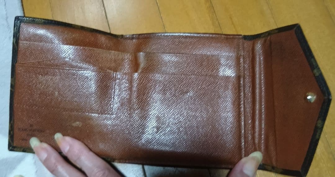 ルイ・ヴィトン　 二つ折り財布 モノグラム　シューガレットケース3点セット