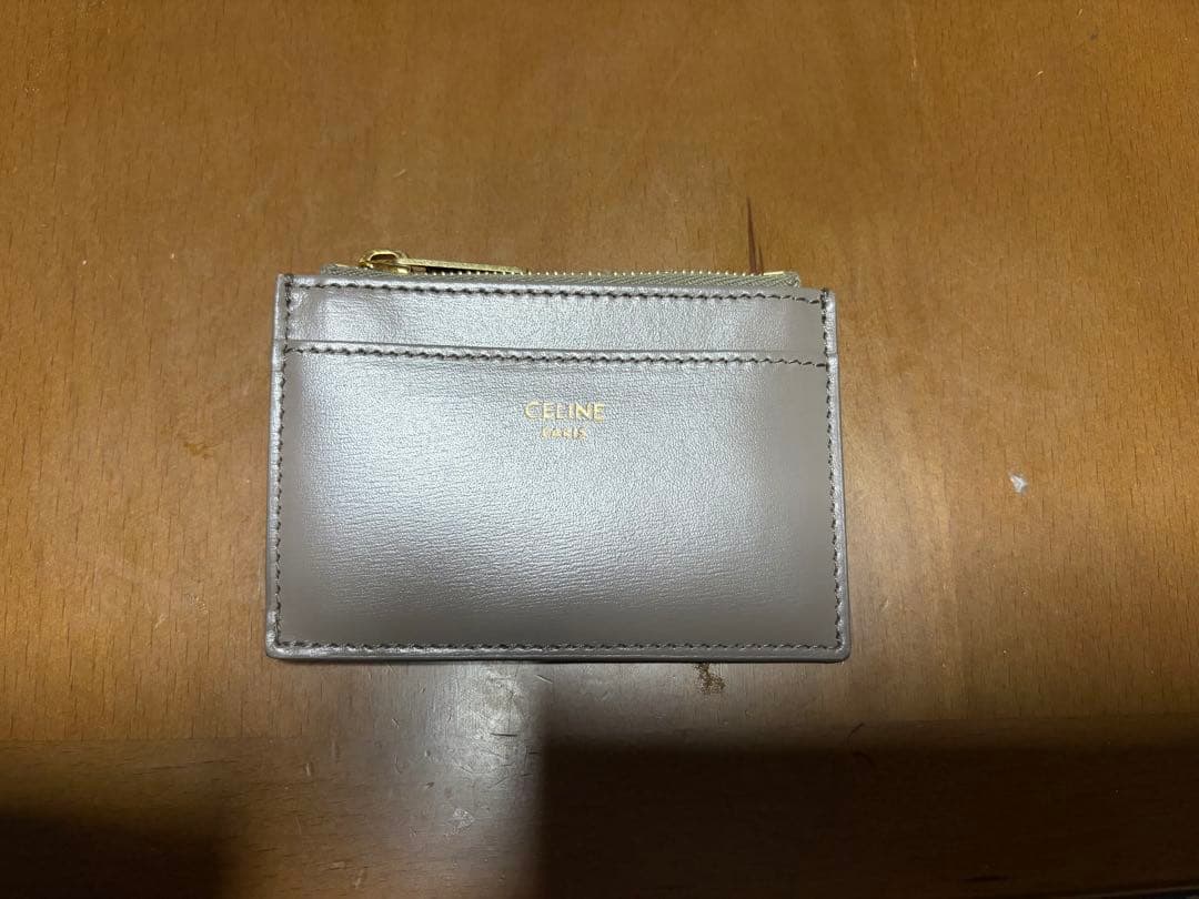 CELINE ペブル 三つ折り財布