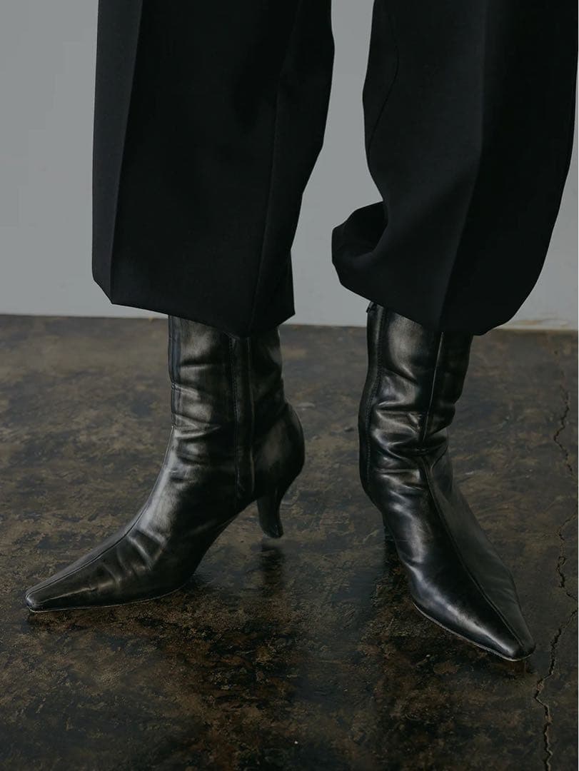 アメリ ★ POINTED TOE GRUNGE LIKE BOOTS【 S 】