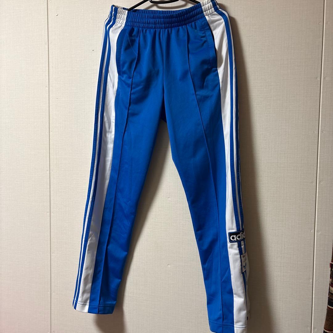 ね*。様 adidas アディブレイクトレーニングパンツ 青 3本ライン　レディ