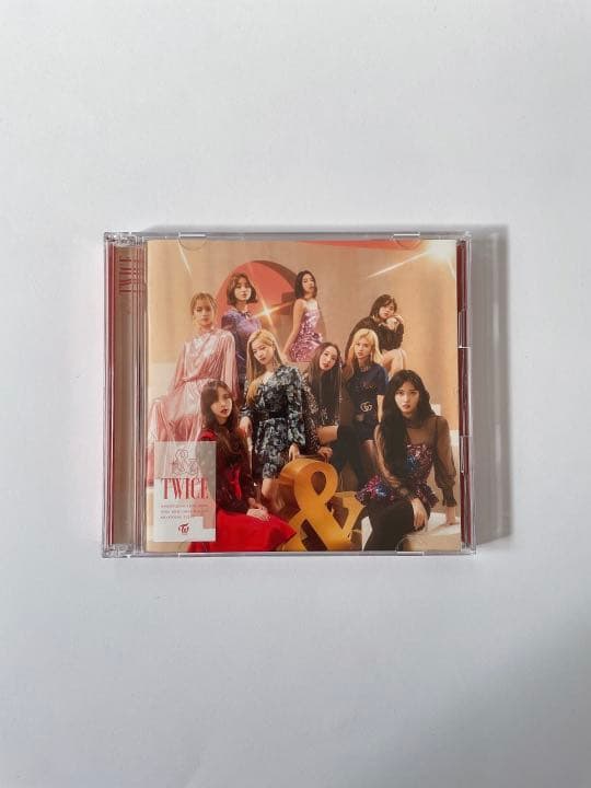 &TWICE ライブDVD入り　おまけ付き