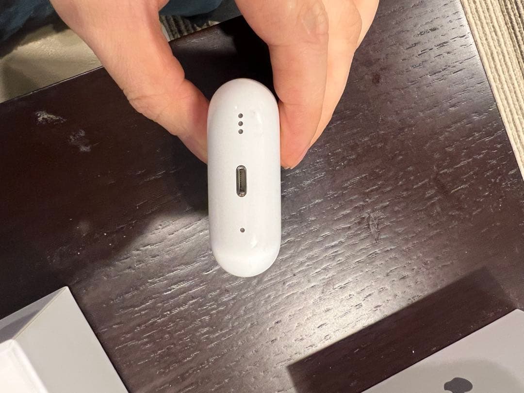 AirPods Pro 2 本体 付属品付き Lightning充電