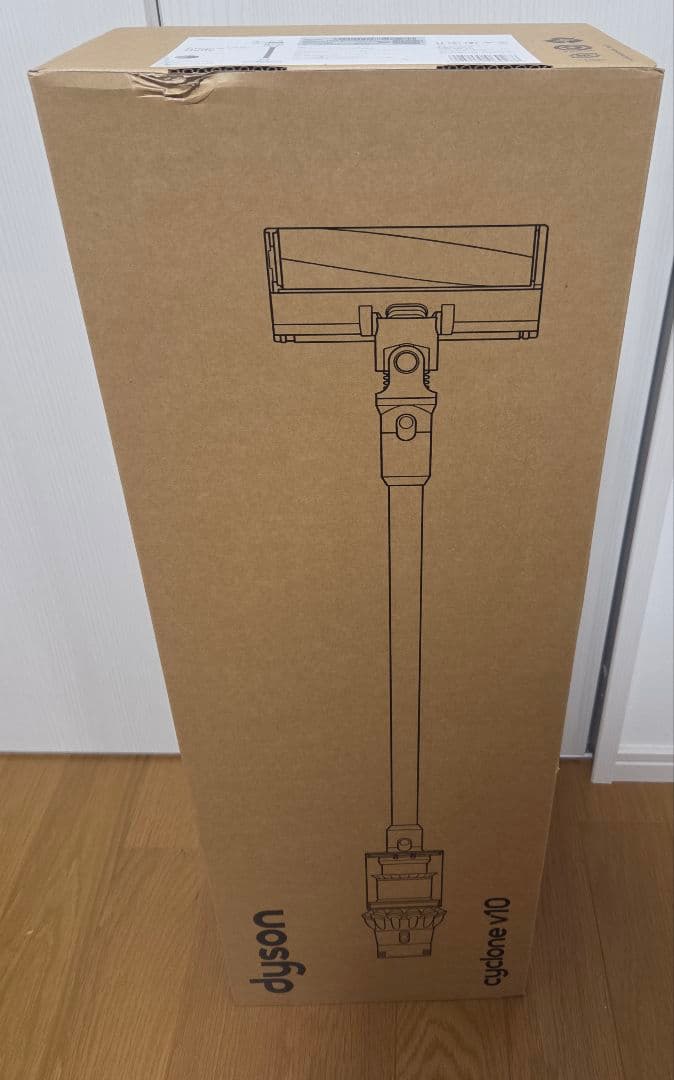 新品未使用Dyson Cyclone V10 Fluffy Black SV12