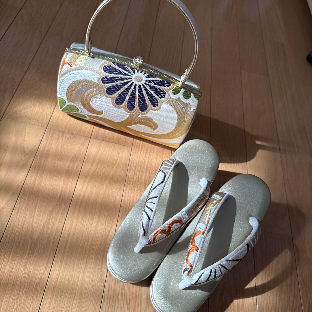 振袖着物 黒と金 花模様　フルセット