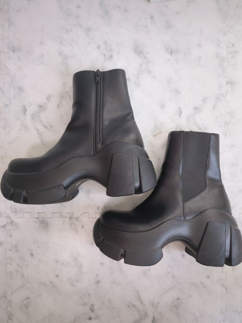 【美品】SLY　COLOR SOLE SHORT BOOTS