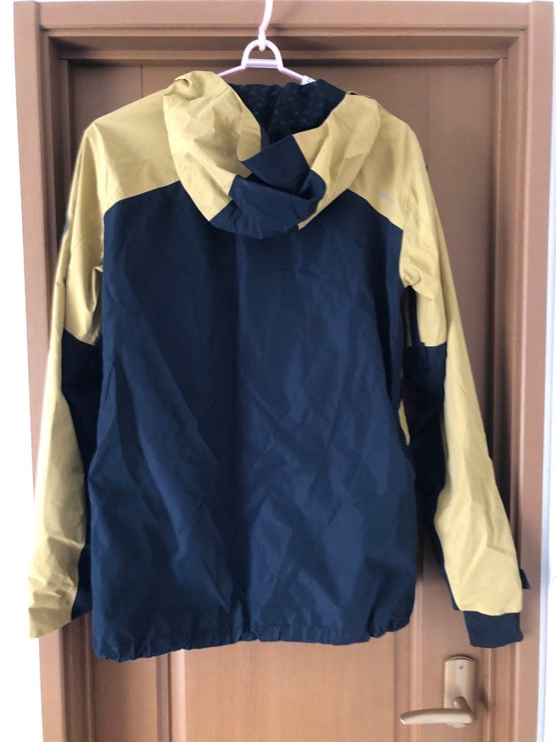 QUIKSILVER フード付きスノーボードジャケット