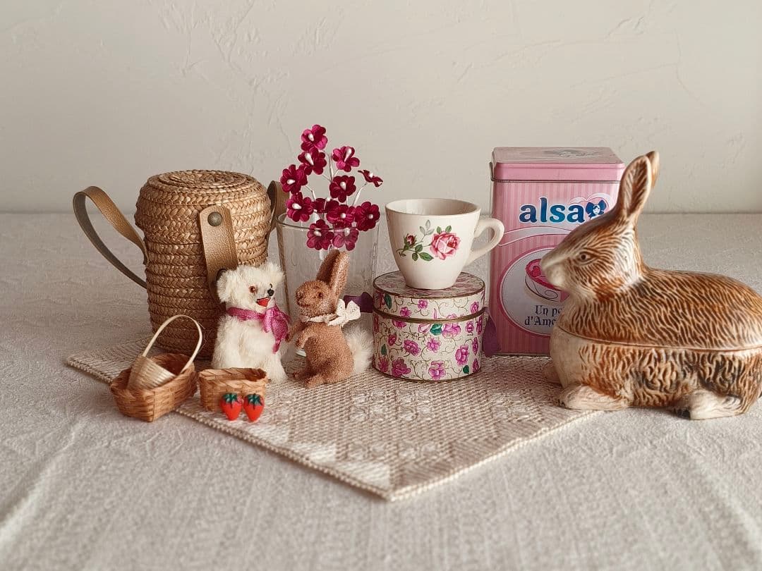 【あやっちさま】antique mini cup ୨୧ 薔薇の絵の 小さなカップ